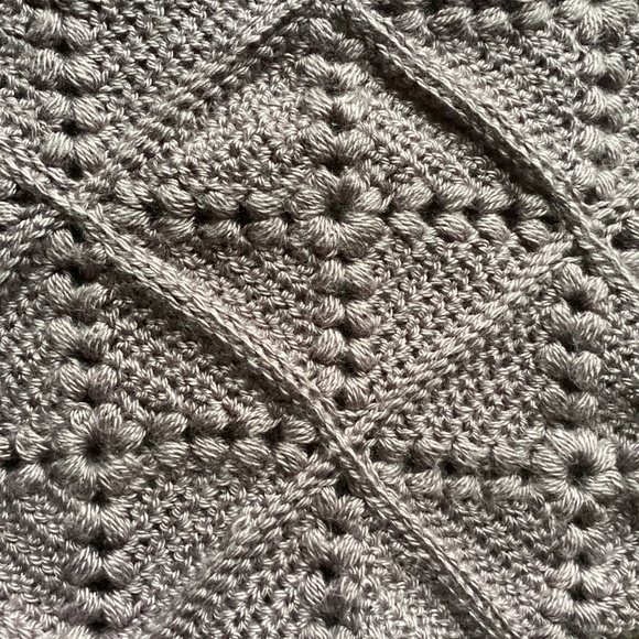 Beautiful Handmade Lavender Purple Soft Crochet Knit Design Crossbody Handbag 🦋 - Picture 7 of 10